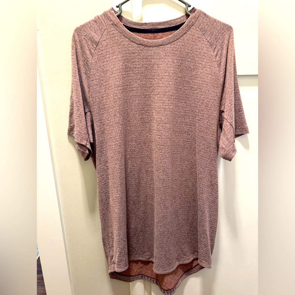 Men’s license to train lululemon shirt